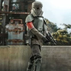 Official Hot Toys Star Wars The Mandalorian Transport Trooper 1:6 Scale Figure