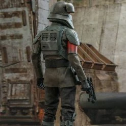 Official Hot Toys Star Wars The Mandalorian Transport Trooper 1:6 Scale Figure