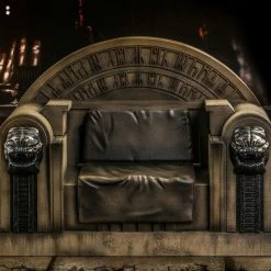 The Mandalorian Official Hot Toys Star Wars Boba Fett (Repaint Armour) And Throne 1:6 Scale Figure