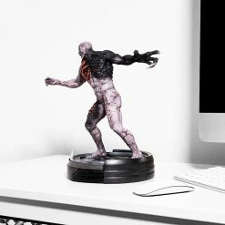 Flash Sale ⌛ Resident Evil Tyrant T-002 Limited Edition Statue ✔️ 15 Resident Evil Tyrant T-002 Limited Edition Statue