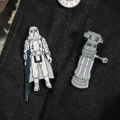 Pin Kings Star Wars Enamel Pin Badge Set 1.12 – FX-7 And Imperial Stormtrooper (Hoth Battle Gear)
