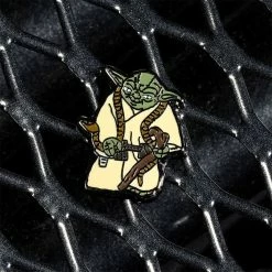 Accessories Pin Kings Star Wars Enamel Pin Badge Set 1.16 – Bespin Security Guard And Yoda